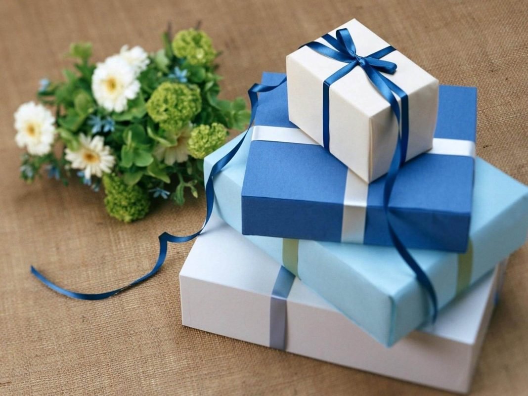 10-best-easy-gift-wrapping-ideas-vaunte